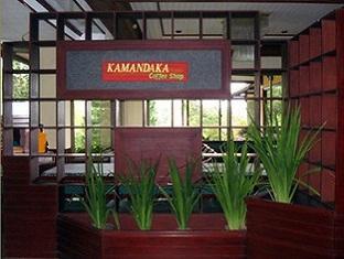 ควีนการ์เด้น โฮเต็ล Hotel บาตูราเดน ภายนอก รูปภาพ